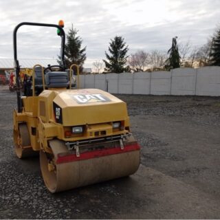 Caterpillar CB 32