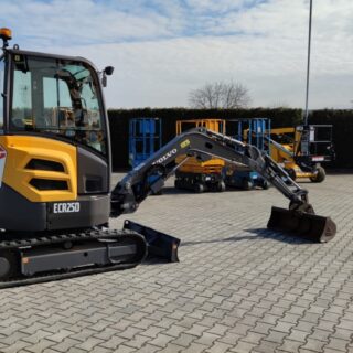 VOLVO ECR 25 D